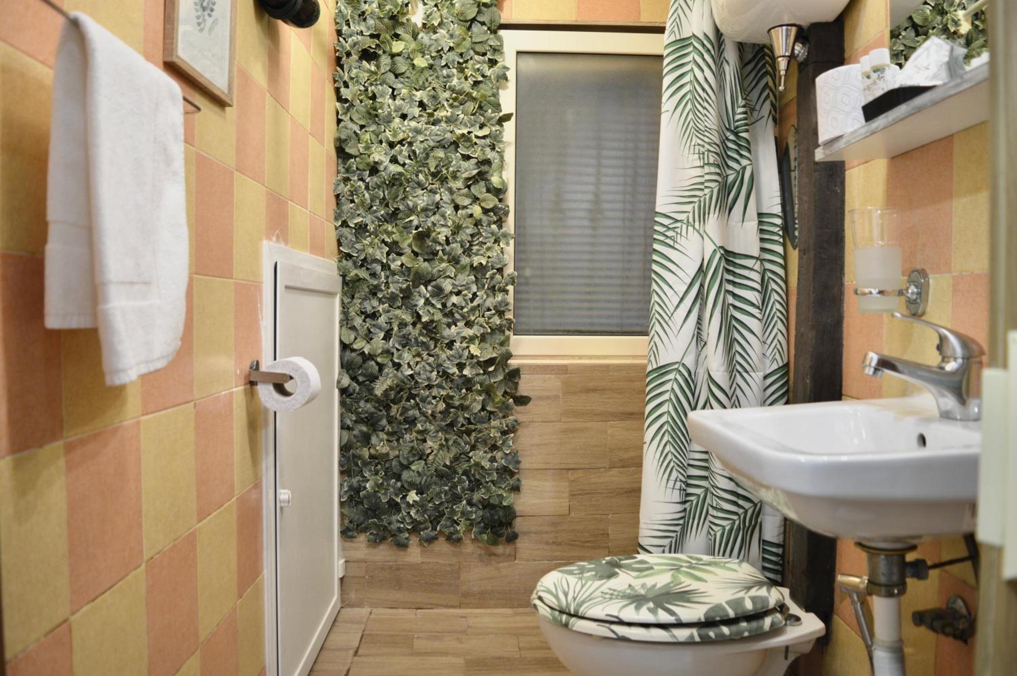 Jungle 13 - Room And Apartments Napoli Bagian luar foto